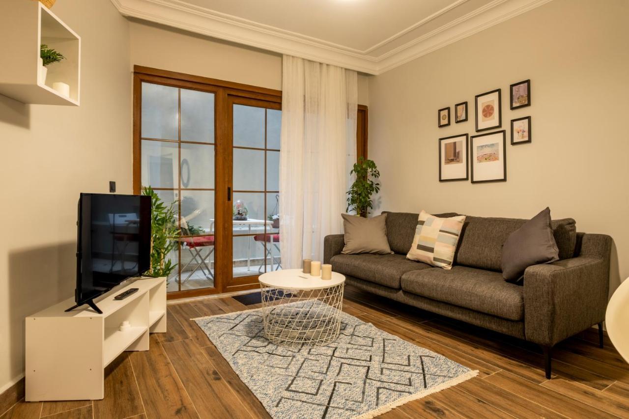 Apartamento Spacious And Comfy 2Br In The Heart Of Cihangir Estambul Exterior foto